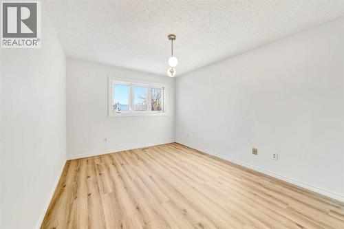5703 31 Street, Lloydminster, AB - Indoor Photo Showing Other Room