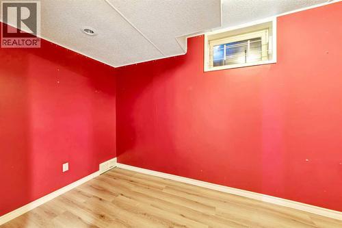 5703 31 Street, Lloydminster, AB - Indoor Photo Showing Other Room