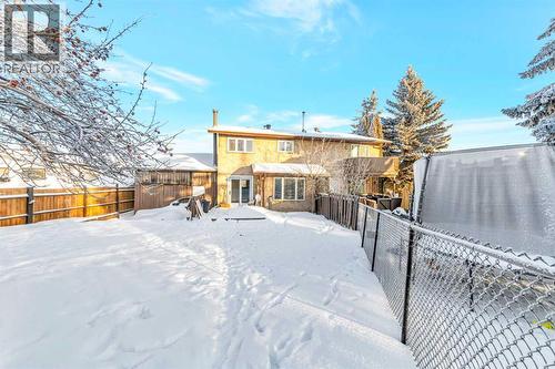 5703 31 Street, Lloydminster, AB - Outdoor