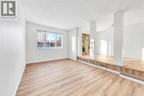 5703 31 Street, Lloydminster, AB - Indoor