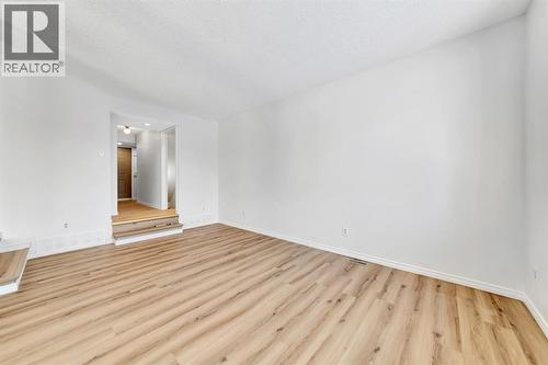 5703 31 Street, Lloydminster, AB - Indoor Photo Showing Other Room