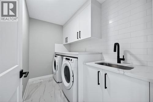 150 Prince Crescent, Rural Rocky View County, AB - Indoor Photo Showing Laundry Room