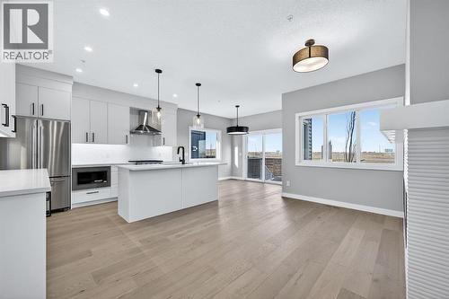 150 Prince Crescent, Rural Rocky View County, AB - Indoor Photo Showing Kitchen With Stainless Steel Kitchen With Upgraded Kitchen