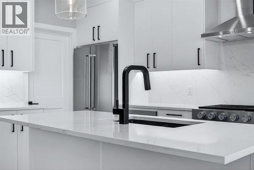 150 Prince Crescent, Rural Rocky View County, AB - Indoor Photo Showing Kitchen