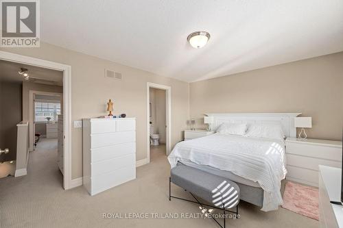 80 - 1850 Beaverbrook Avenue, London North (North M), ON - Indoor Photo Showing Bedroom