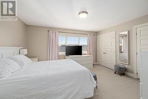 80 - 1850 Beaverbrook Avenue, London North (North M), ON - Indoor Photo Showing Bedroom