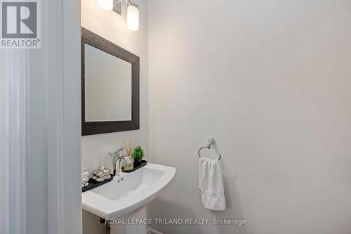 80 - 1850 Beaverbrook Avenue, London North (North M), ON - Indoor Photo Showing Bathroom