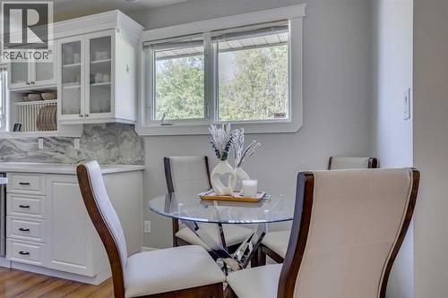173 Hilltop Crescent, Fort Mcmurray, AB - Indoor Photo Showing Dining Room