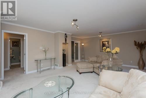 847 Corbeil Road, East Ferris, ON - Indoor Photo Showing Living Room