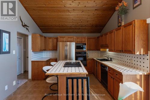 847 Corbeil Road, East Ferris, ON - Indoor Photo Showing Kitchen With Double Sink