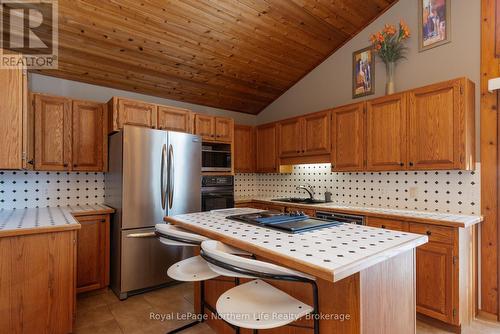 847 Corbeil Road, East Ferris, ON - Indoor Photo Showing Kitchen