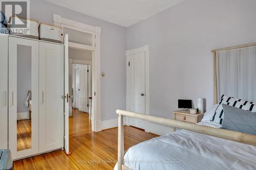 452 Hunter Street W, Peterborough (Town Ward 3), ON - Indoor Photo Showing Bedroom