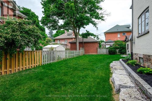 452 Hunter Street W, Peterborough (Town Ward 3), ON - Outdoor
