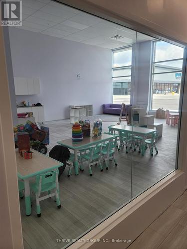 1070 Rest Acres Road, Brant (Paris), ON 