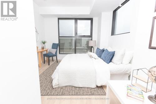 909 - 223 Princess Street, Kingston (East Of Sir John A. Blvd), ON - 