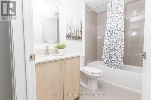 909 - 223 Princess Street, Kingston (East Of Sir John A. Blvd), ON - Indoor Photo Showing Bathroom