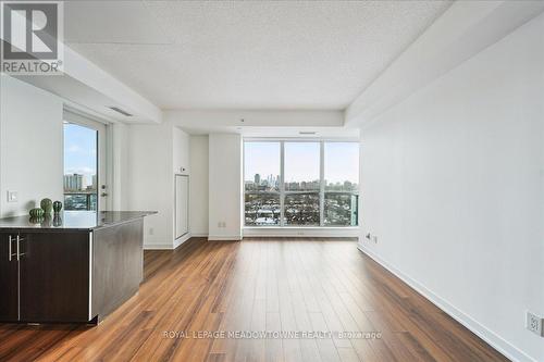 1202 - 60 Berwick Avenue, Toronto, ON - Indoor