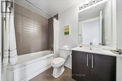 1202 - 60 Berwick Avenue, Toronto, ON - Indoor Photo Showing Bathroom