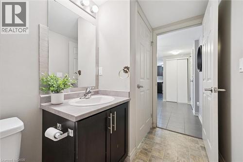 103 Westminster Crescent Unit# 212, Fergus, ON - Indoor Photo Showing Bathroom