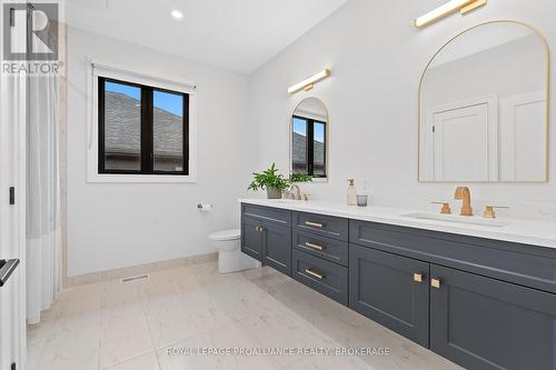 832 Windermere Drive, Kingston (City Northwest), ON - Indoor Photo Showing Bathroom