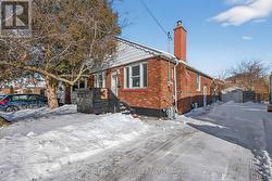 3 WANSTEAD AVENUE  Toronto, ON M1L 3L3