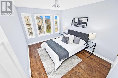 64 - 280 Paradelle Drive, Richmond Hill, ON - Indoor Photo Showing Bedroom