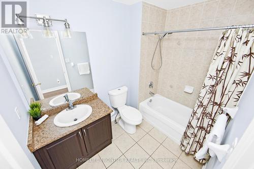 64 - 280 Paradelle Drive, Richmond Hill, ON - Indoor Photo Showing Bathroom