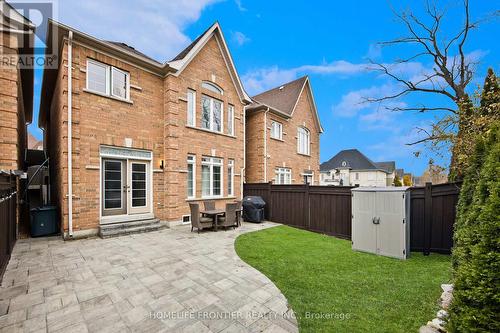 64 - 280 Paradelle Drive, Richmond Hill, ON - Outdoor