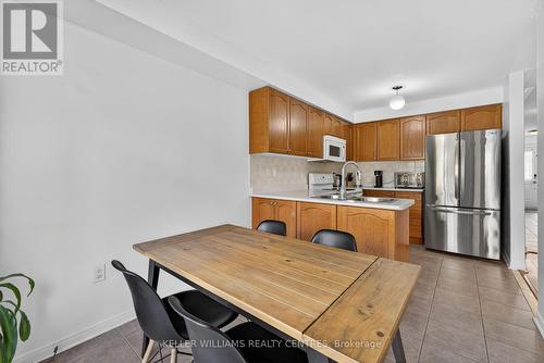 70 Burgess Crescent, Newmarket, ON - Indoor