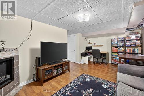 70 Burgess Crescent, Newmarket, ON - Indoor Photo Showing Living Room With Fireplace