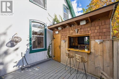 84 Wellington Street E, Barrie, ON - Outdoor With Exterior