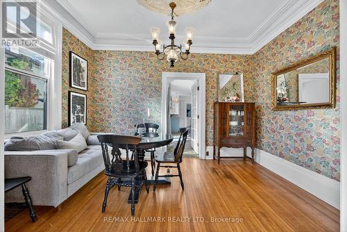 84 Wellington Street E, Barrie, ON - Indoor Photo Showing Dining Room