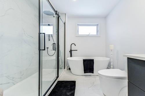 Bathroom - 2010 Rue La Corne, Saint-Bruno-De-Montarville, QC - Indoor Photo Showing Bathroom