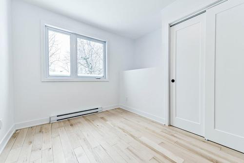Bedroom - 2010 Rue La Corne, Saint-Bruno-De-Montarville, QC - Indoor Photo Showing Other Room