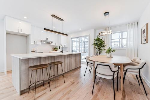 Dining room - 2010 Rue La Corne, Saint-Bruno-De-Montarville, QC - Indoor Photo Showing Dining Room