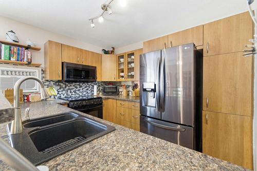 Kitchen - 4-290 Boul. Maisonneuve, Gatineau (Hull), QC - Indoor Photo Showing Kitchen With Double Sink