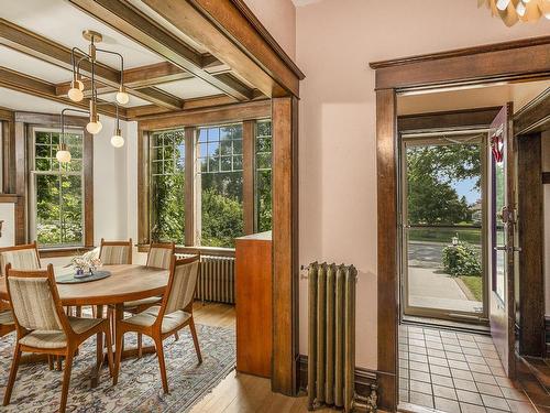 124 Summit Avenue, Thunder Bay, ON - Indoor Photo Showing Dining Room
