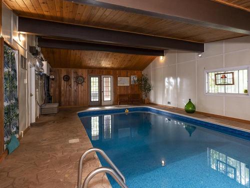 124 Summit Avenue, Thunder Bay, ON - Indoor Photo Showing Other Room With In Ground Pool
