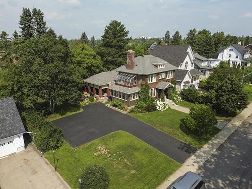 124 Summit Avenue, Thunder Bay, ON - Outdoor With Facade