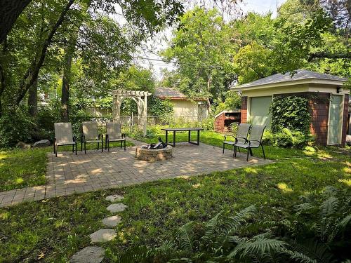 124 Summit Avenue, Thunder Bay, ON - Outdoor With Backyard