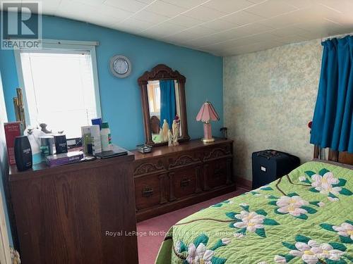 975 Mcintyre Street W, North Bay (West End), ON - Indoor Photo Showing Bedroom