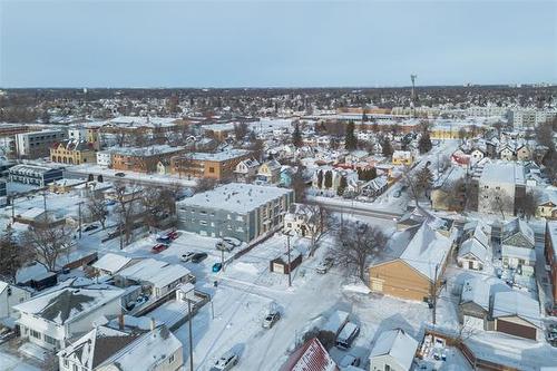 378 Talbot Ave, Winnipeg, MB 