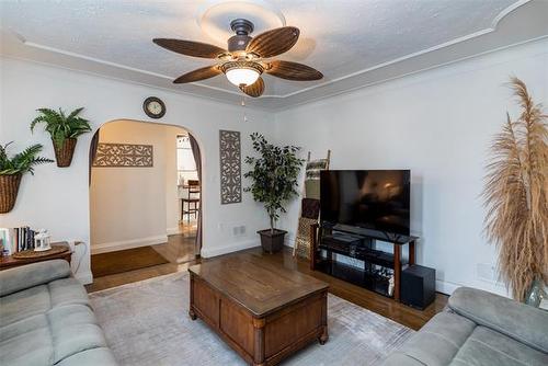 378 Talbot Ave, Winnipeg, MB 