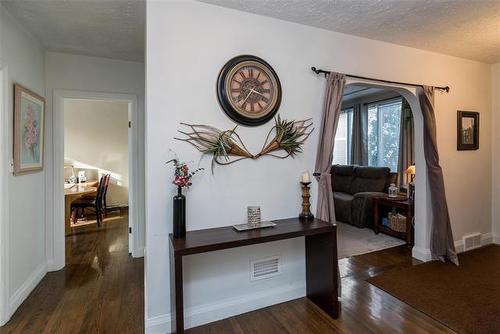 378 Talbot Ave, Winnipeg, MB 