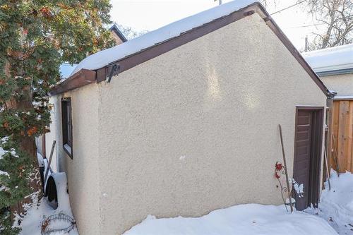 29 Arlington St, Winnipeg, MB 