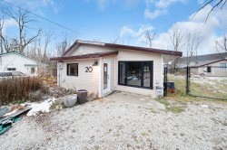 20 Sandell Street  Collingwood, ON L9Y 3Z1