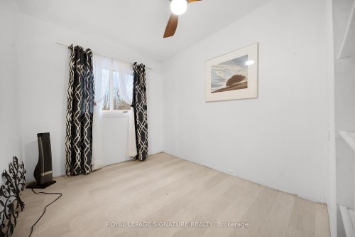 20 Sandell Street, Collingwood, ON - Indoor Photo Showing Other Room