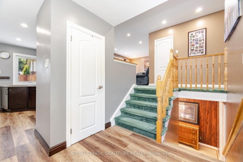 24 Lesbury Avenue, Brampton, ON - Indoor Photo Showing Other Room