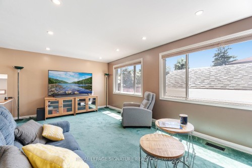 24 Lesbury Avenue, Brampton, ON - Indoor