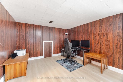 24 Lesbury Avenue, Brampton, ON - Indoor Photo Showing Other Room